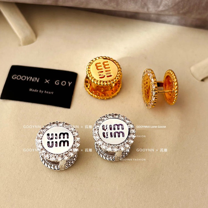 French style Letter Ear Studs Women Light Luxury High-Grade Earrings Graceful Unique Earrings 202 New Golden Ear Buckle